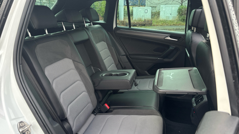 Volkswagen Tiguan 2.0 TDi 190 4Motion R-Line 5dr DSG Diesel Estate